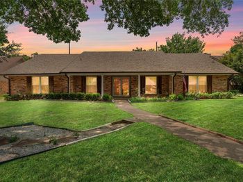 1317  Broadmoor Lane 