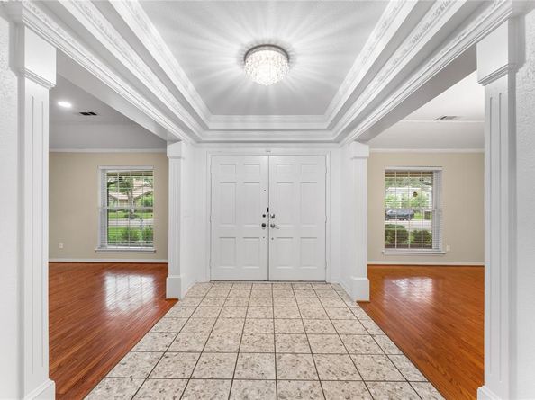 1317  Broadmoor Lane , Irving Texas 75061
