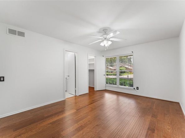 1317  Broadmoor Lane , Irving Texas 75061
