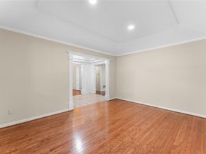 1317  Broadmoor Lane , Irving Texas 75061