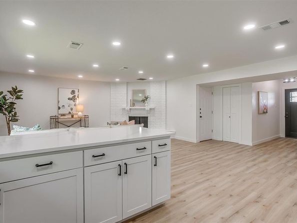 7512  Marrs Drive , Fort Worth Texas 76140