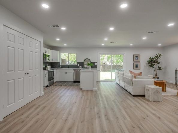 7512  Marrs Drive , Fort Worth Texas 76140