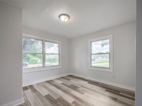1236 E Powell Avenue , Fort Worth Texas 76104