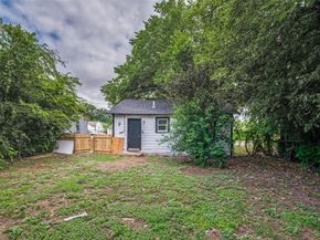 1236 E Powell Avenue , Fort Worth Texas 76104