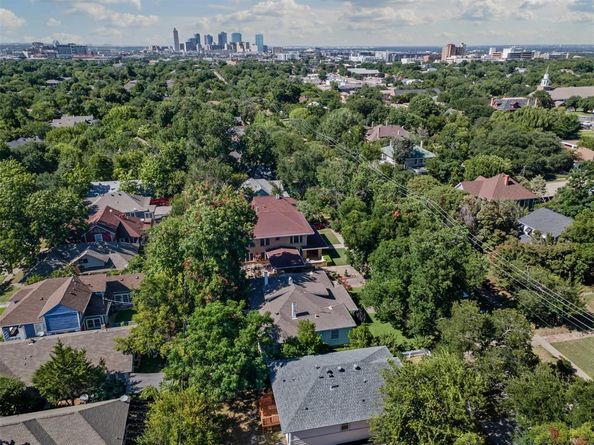 2250  Lipscomb Street , Fort Worth Texas 76110