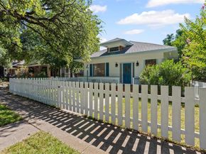 2250  Lipscomb Street , Fort Worth Texas 76110