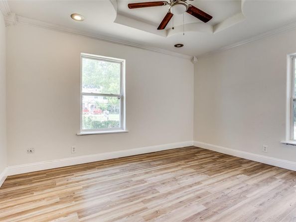 401 E Miller Road , Garland Texas 75041