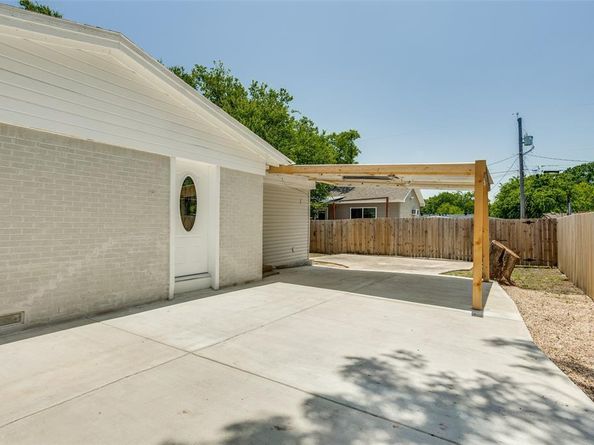 401 E Miller Road , Garland Texas 75041