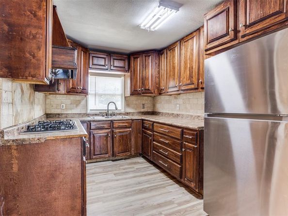 401 E Miller Road , Garland Texas 75041