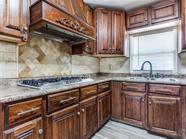 401 E Miller Road , Garland Texas 75041