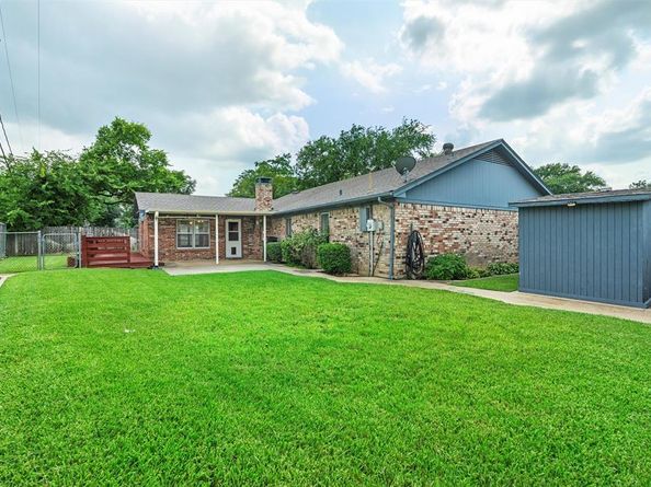 3105  Steeplechase Trail , Arlington Texas 76016