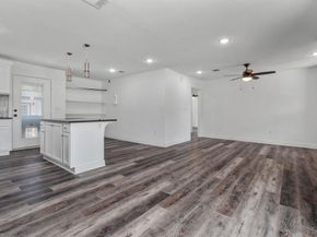 4136  Lisbon Street , Fort Worth Texas 76107