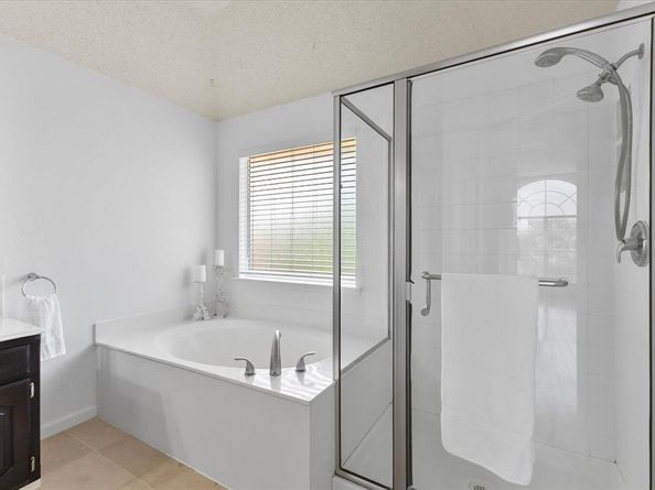 809  Oak Hollow Lane , Rockwall Texas 75087