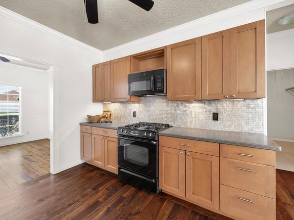 809  Oak Hollow Lane , Rockwall Texas 75087