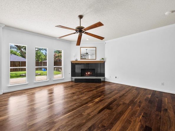 809  Oak Hollow Lane , Rockwall Texas 75087