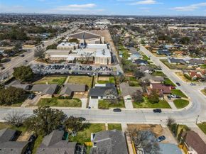 1907  Sunridge Road , Carrollton Texas 75006