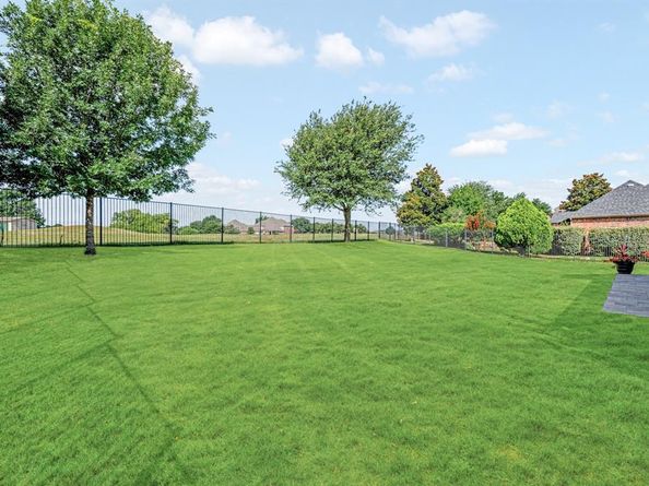 10601  Huffines Drive , Rowlett Texas 75089
