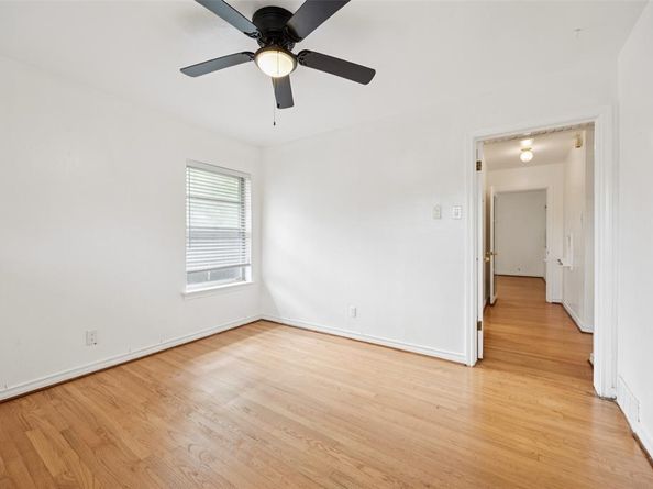 10136  San Juan Avenue , Dallas Texas 75228