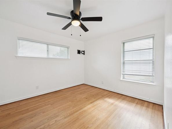 10136  San Juan Avenue , Dallas Texas 75228