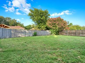 1048  Sherod Drive , DeSoto Texas 75115