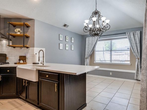 2704  Clearwater Drive , Mesquite Texas 75181