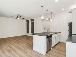 7525  Holly Hill Drive  17, Dallas Texas 75231