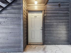 7525  Holly Hill Drive  17, Dallas Texas 75231