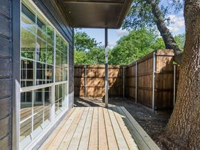 7525  Holly Hill Drive  17, Dallas Texas 75231