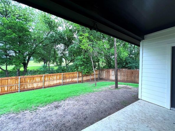 1409  Illinois Avenue , Fort Worth Texas 76104