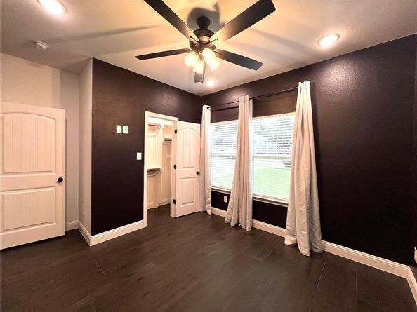1409  Illinois Avenue , Fort Worth Texas 76104