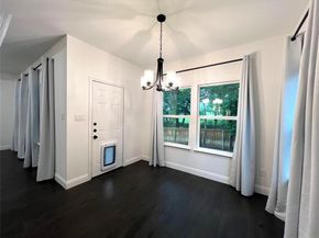 1409  Illinois Avenue , Fort Worth Texas 76104
