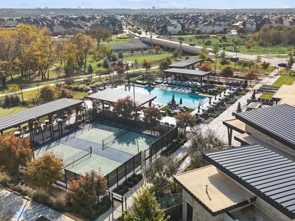 4760  Kings Garden Parkway , Arlington Texas 76005