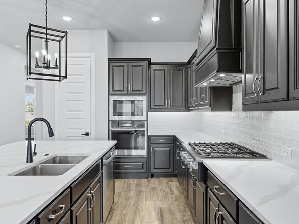 4760  Kings Garden Parkway , Arlington Texas 76005