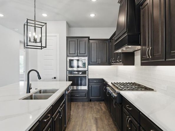 4760  Kings Garden Parkway , Arlington Texas 76005
