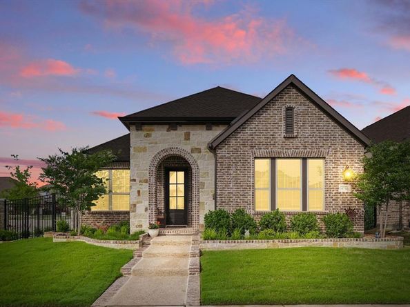 4760  Kings Garden Parkway , Arlington Texas 76005