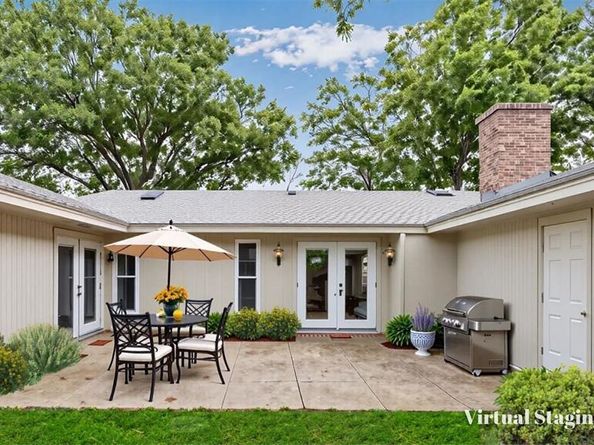 1305  Willow Way , Garland Texas 75043