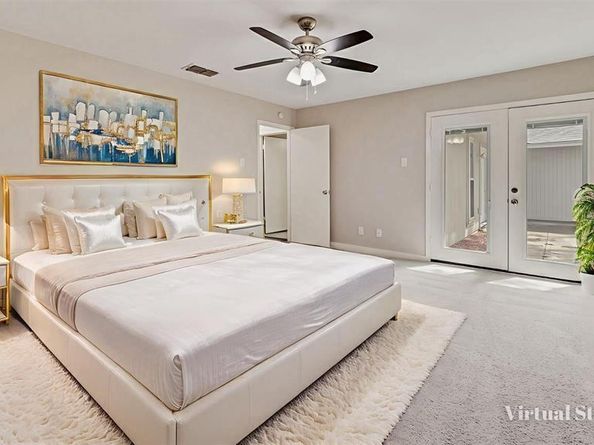 1305  Willow Way , Garland Texas 75043