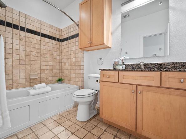 2544  Wedglea Drive , Dallas Texas 75211