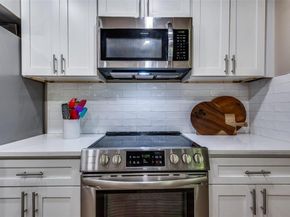 3467  Navajo Circle , Dallas Texas 75224