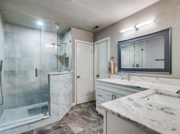 3467  Navajo Circle , Dallas Texas 75224
