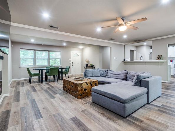 3467  Navajo Circle , Dallas Texas 75224