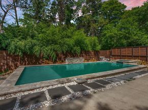 3467  Navajo Circle , Dallas Texas 75224