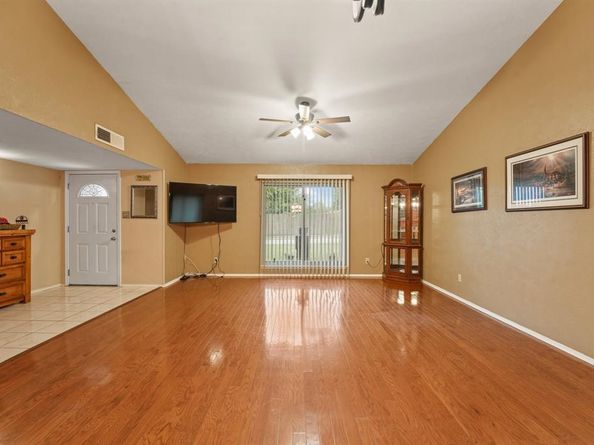 2609  Kimberly Drive , Garland Texas 75040