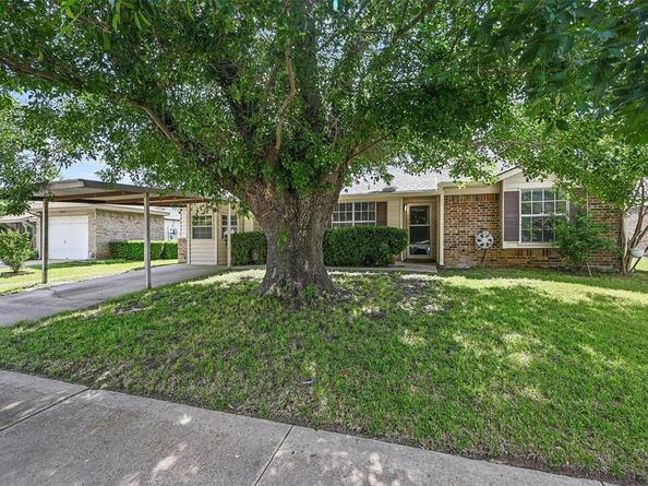 5605  Santa Fe Trail , Haltom City Texas 76148
