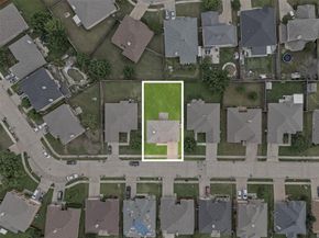 7005  Meadow Bend Drive , Arlington Texas 76002