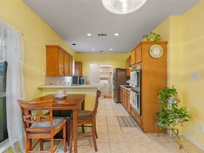 7005  Meadow Bend Drive , Arlington Texas 76002