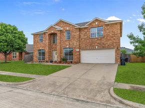 7005  Meadow Bend Drive , Arlington Texas 76002