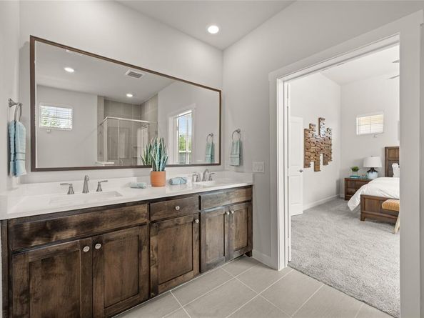 2621  St Helena Lane , Grand Prairie Texas 75054