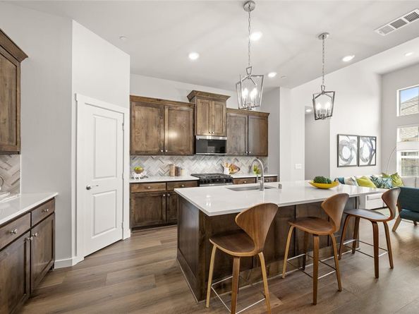 2621  St Helena Lane , Grand Prairie Texas 75054