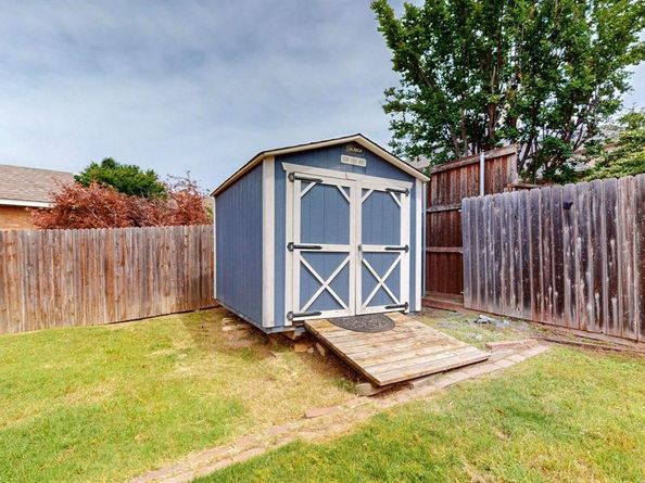 2202  Hodges Place , Mansfield Texas 76063